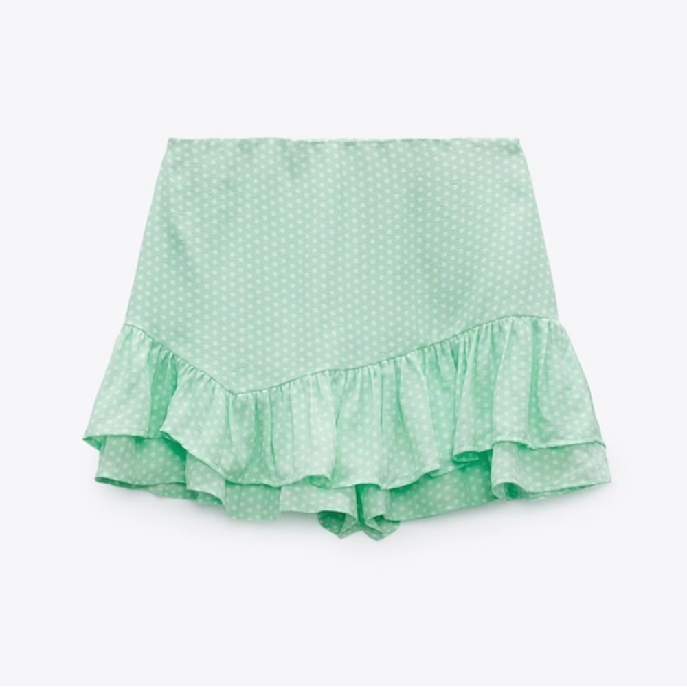 Zara polka ruffle shorts